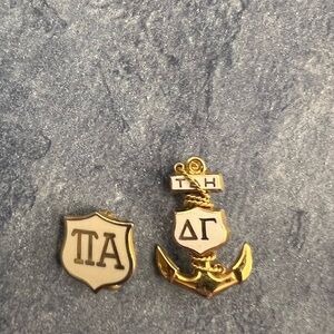 Delta Gamma Sorority Gold Pins